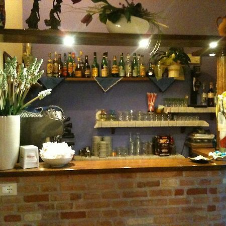 Agriturismo Lo Sgorzolo Pergola Eksteriør billede